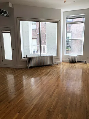 Rented by Compass | media 12