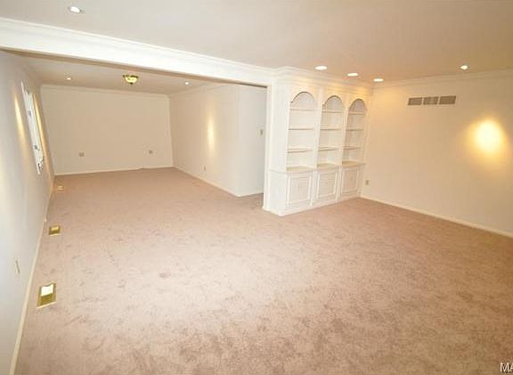 5th image of 829 Guenevere Dr