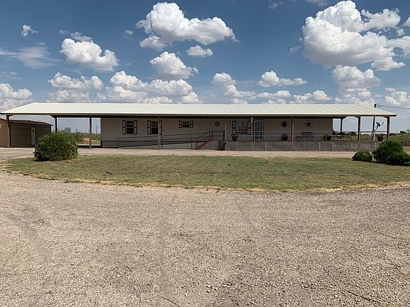 2nd image of 15182 N Pecan Ave
