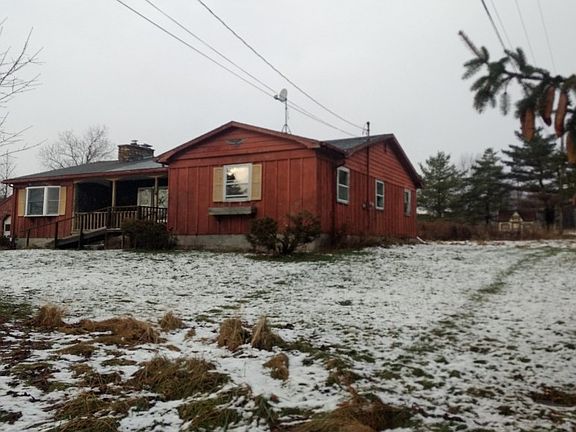 2nd image of 4 Haller Ln