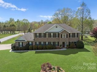 1052 Perth Rd, Troutman, NC 28166