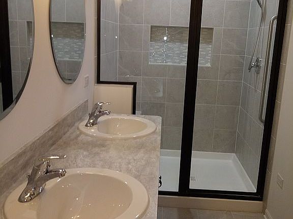 3rd image of 16300 W Shetland Ct