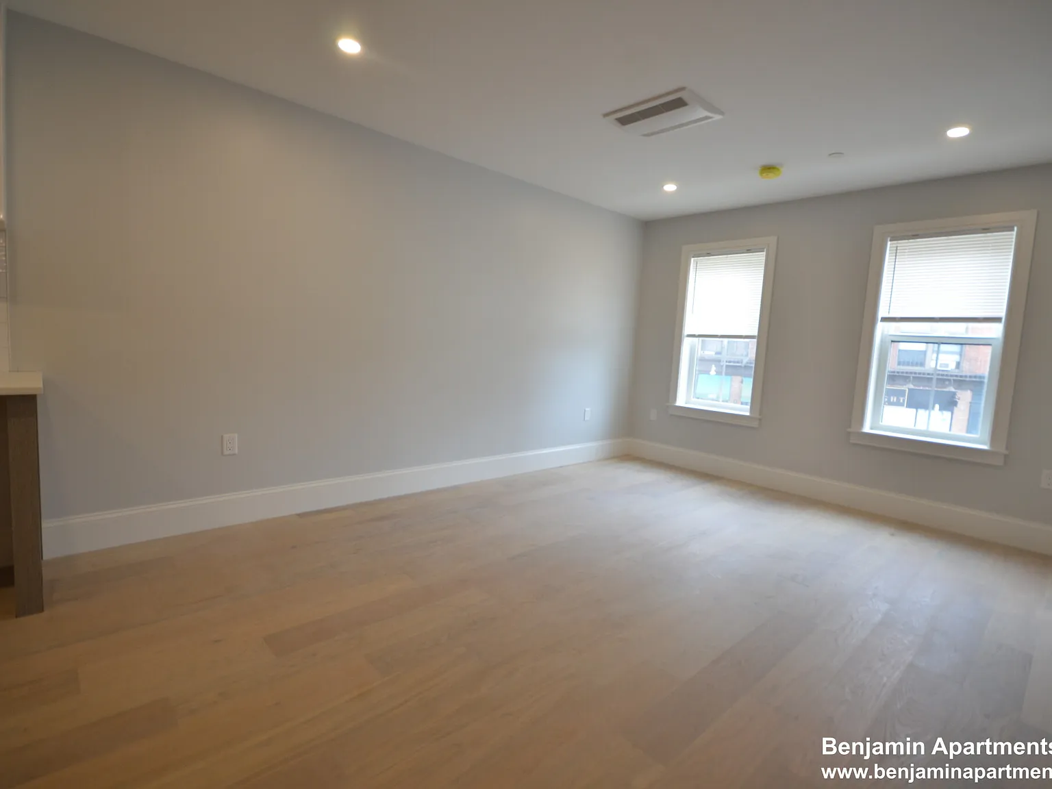 2 bed, 1100 sqft, $3,600 — Photo 4