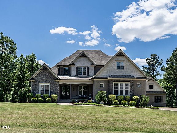 3rd image of 89 Stella Ct
