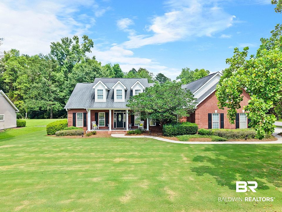 1st image of 102 Brooks Blvd