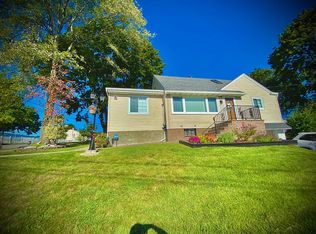 2 Mayfair Pl, Clifton, NJ