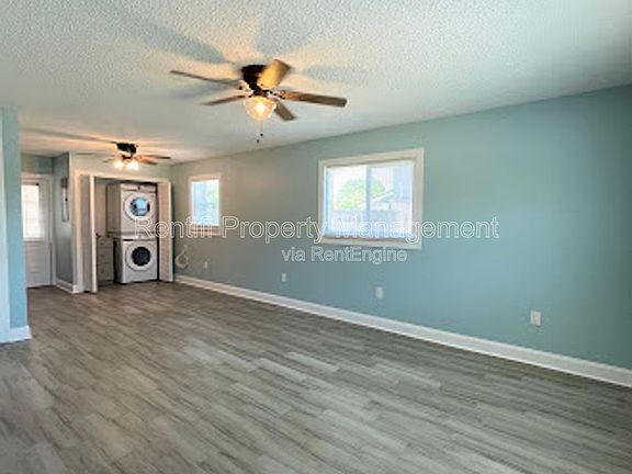3rd image of 17325 Whitewater Ct