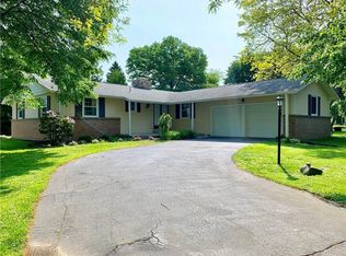 1411 Pasadena Dr, Erie, PA 16505