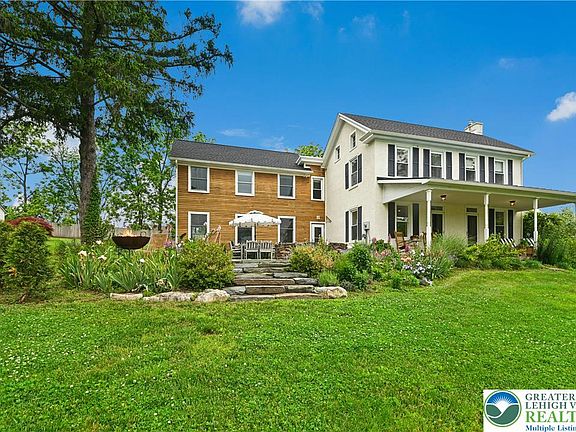 3rd image of 235 Church Hill Rd