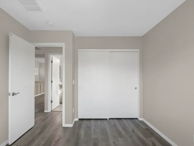 4042 W Valley View Dr — Photo 31