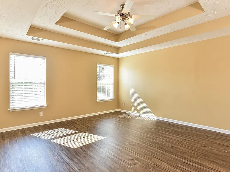 1108 Harmony Ln — Photo 11