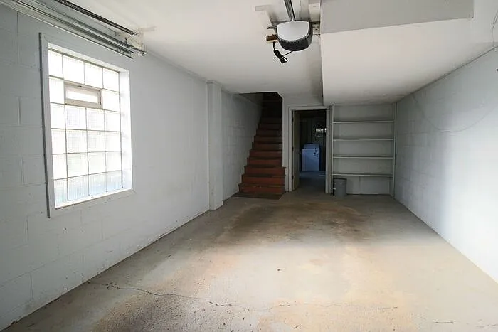 5880 Saranac Dr — Photo 26