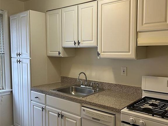 5th image of 841 Highland Ave #-210