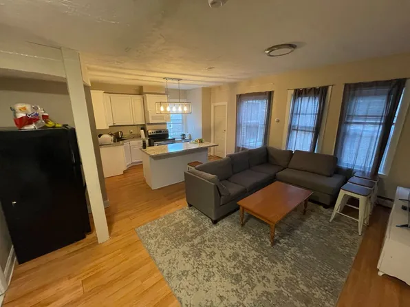 15 Noyes Pl #3, Boston, MA 02113