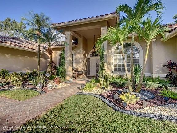 3rd image of 7112 NW 68th Dr