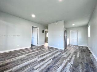 842 NW 8th St #1, Hallandale, FL 33009