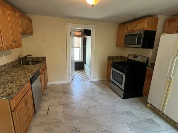 (undisclosed Address), Hyde Park, MA 02136