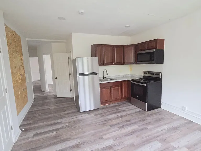 5020 Bingham St #1 — Photo 2