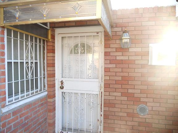 Pvt Entrance