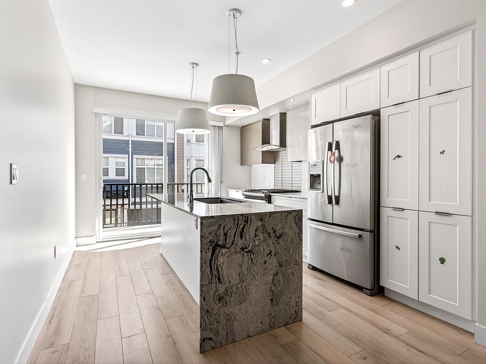 1st image of 20852 77a Ave #14