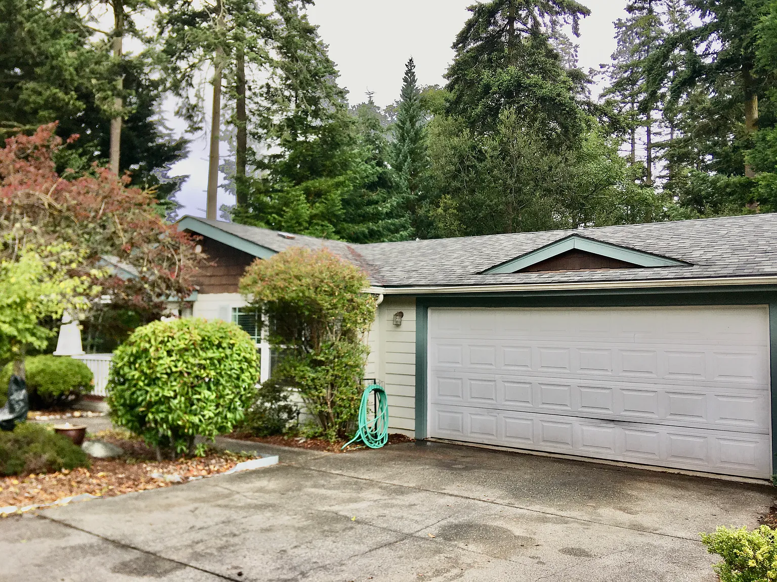 2580 Crest Ave — Photo 4