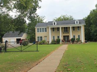 300 Knowles St, Kilgore, TX 75662