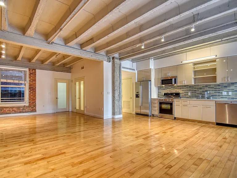 Great Republic Lofts — Photo 25