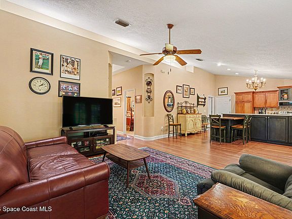 4th image of 5798 Carissa Rd