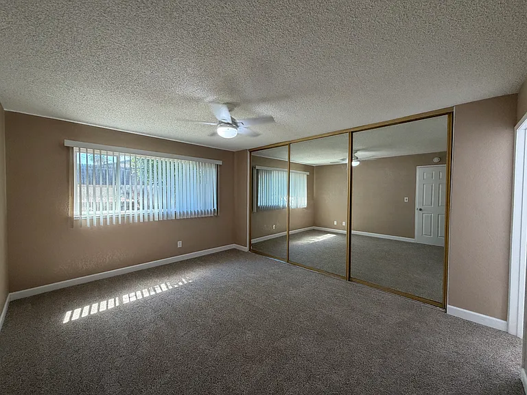 6906 Trovita Way #6906 — Photo 17