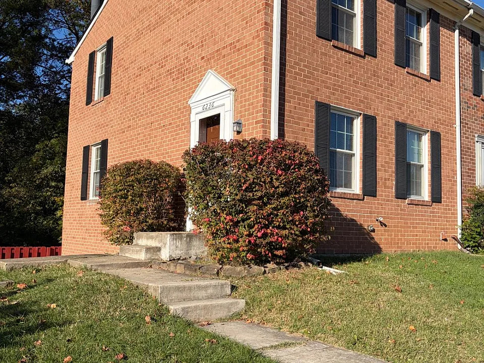 6236 Ducketts Ln #25-1