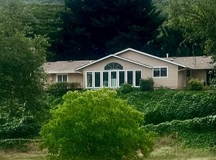 146 NE Aker Dr, Myrtle Creek, OR 97457
