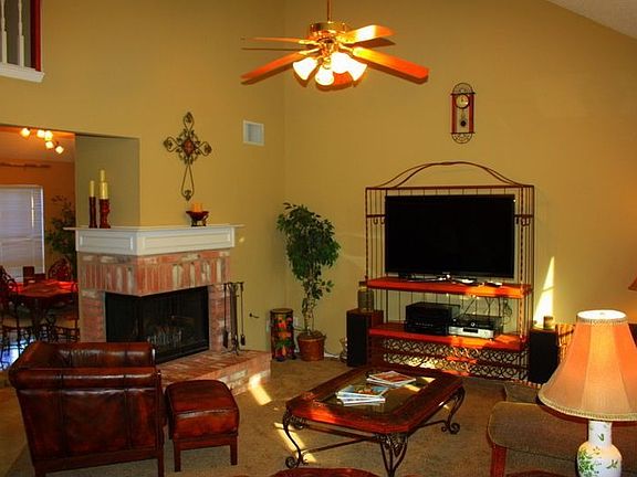 Spacious Family Room