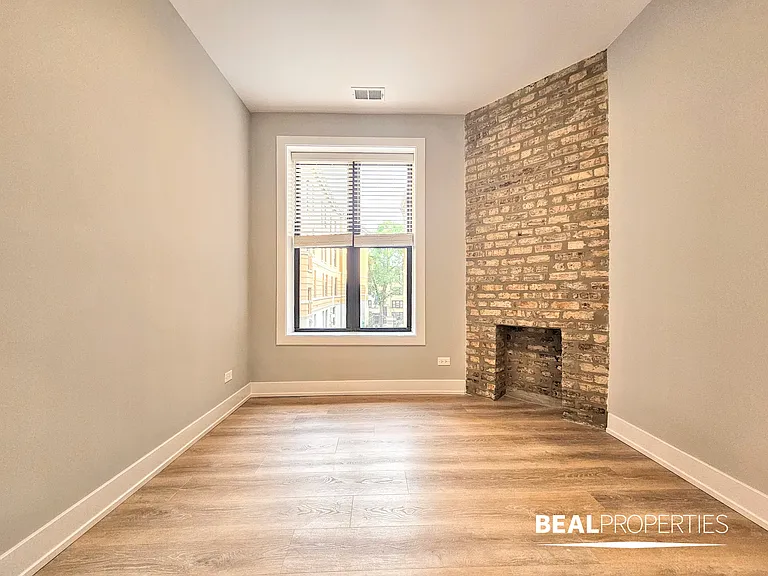 428-38 West Belden — Photo 102