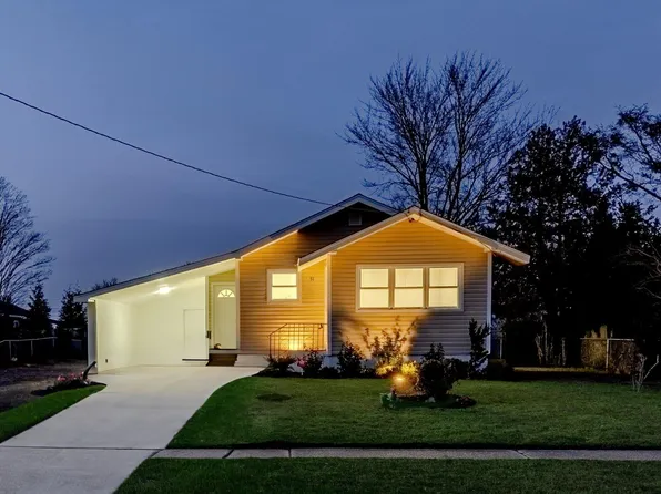 51 E Elm Street, Central Islip, NY 11722