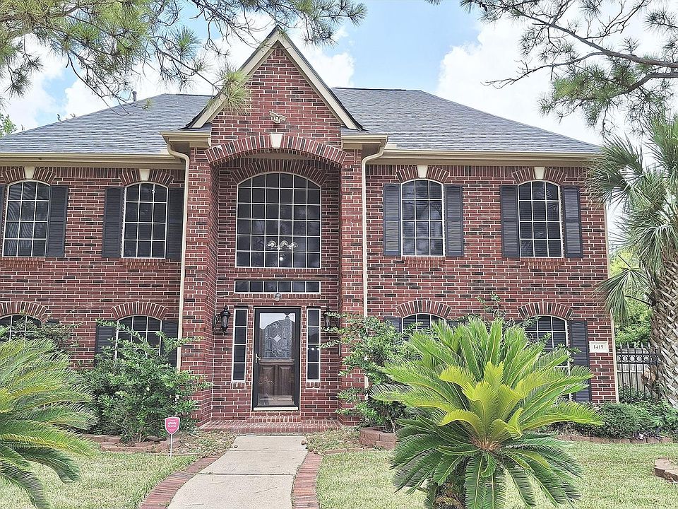 1st image of 1415 Pine Forest Dr