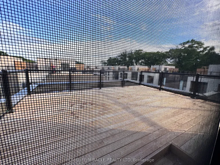 176 Clonmore Dr #4 — Photo 33