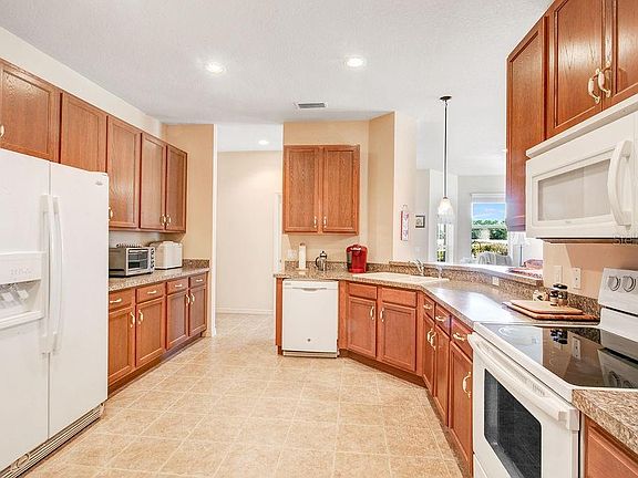 5th image of 1200 Vienna Square Dr
