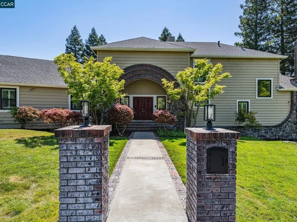 22 Ranger Ct, Alamo, CA 94507