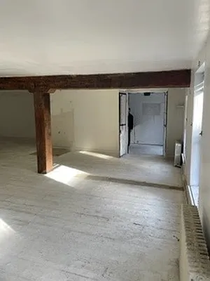 Rented by R New York | media 2