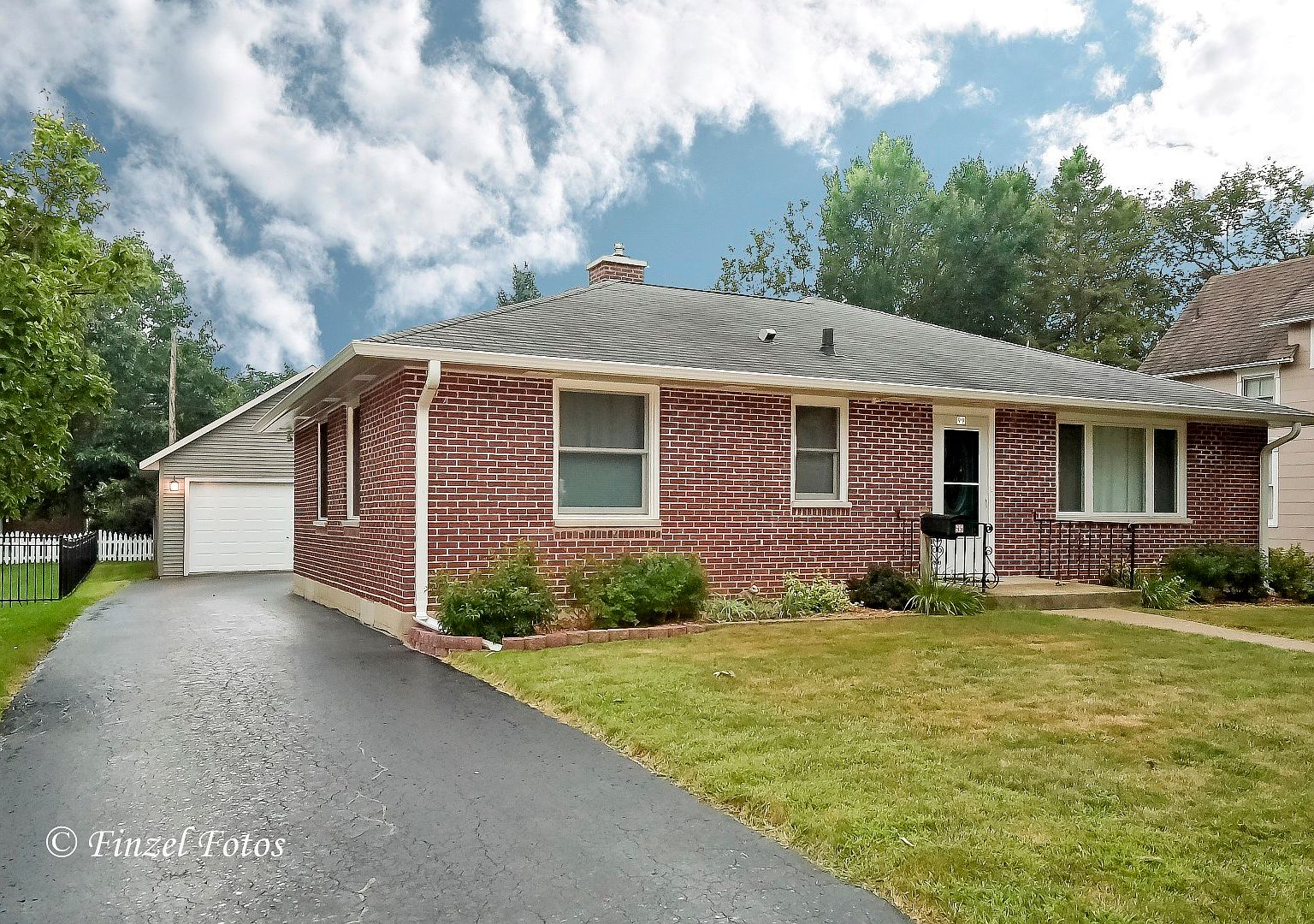 99 Pomeroy Ave, Crystal Lake, IL 60014 Zillow