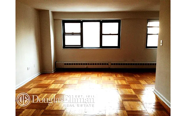 Rented by Douglas Elliman | media 21