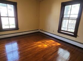 153 Jubilee St, New Britain, CT