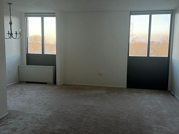 5th image of 4242 E West Hwy APT 606