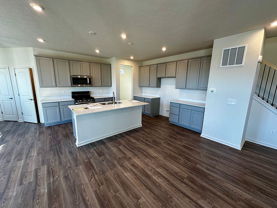 2nd image of 5469 Oak Knoll Dr
