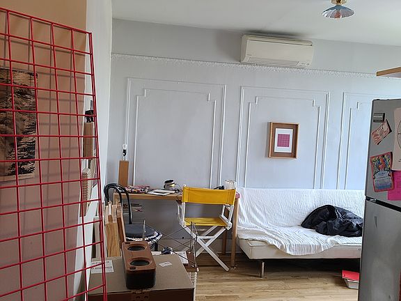 5th image of 159 Ellery St #28