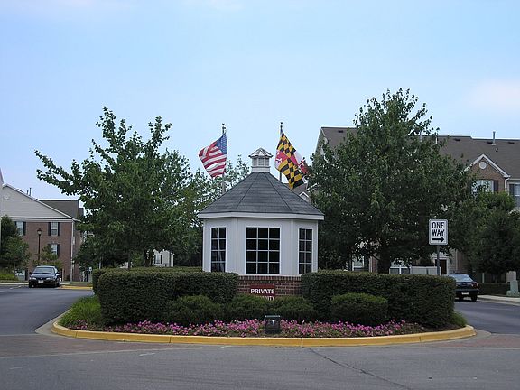 Covington Entrance