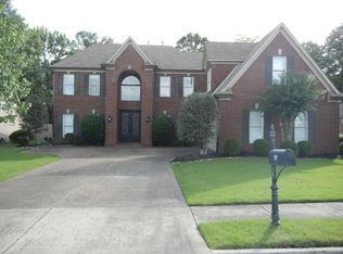 197 Walnut Gardens Dr, Cordova, TN 38018