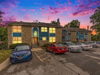 8153 Holmes Rd APT 203, Kansas City, MO, 64131