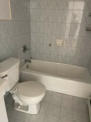 Rented by Metropolis International Realty Inc. | media 7