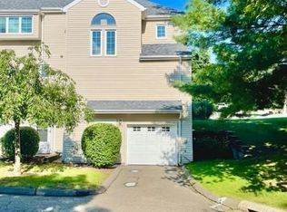 13 W Meadow Ln #1, Middletown, CT 06457